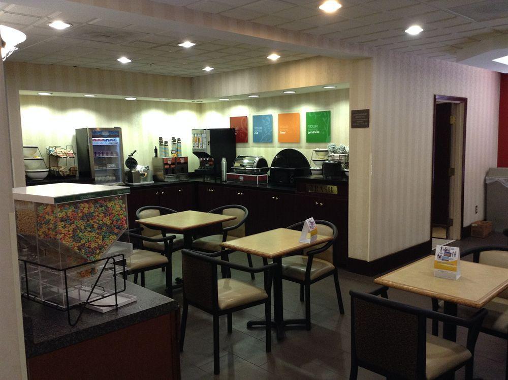 קולומביה Comfort Inn & Suites Ftjackson Maingate מראה חיצוני תמונה