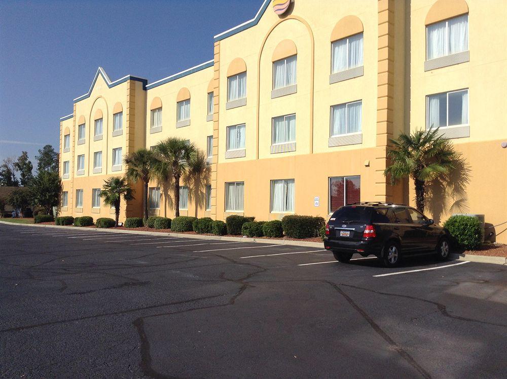 קולומביה Comfort Inn & Suites Ftjackson Maingate מראה חיצוני תמונה