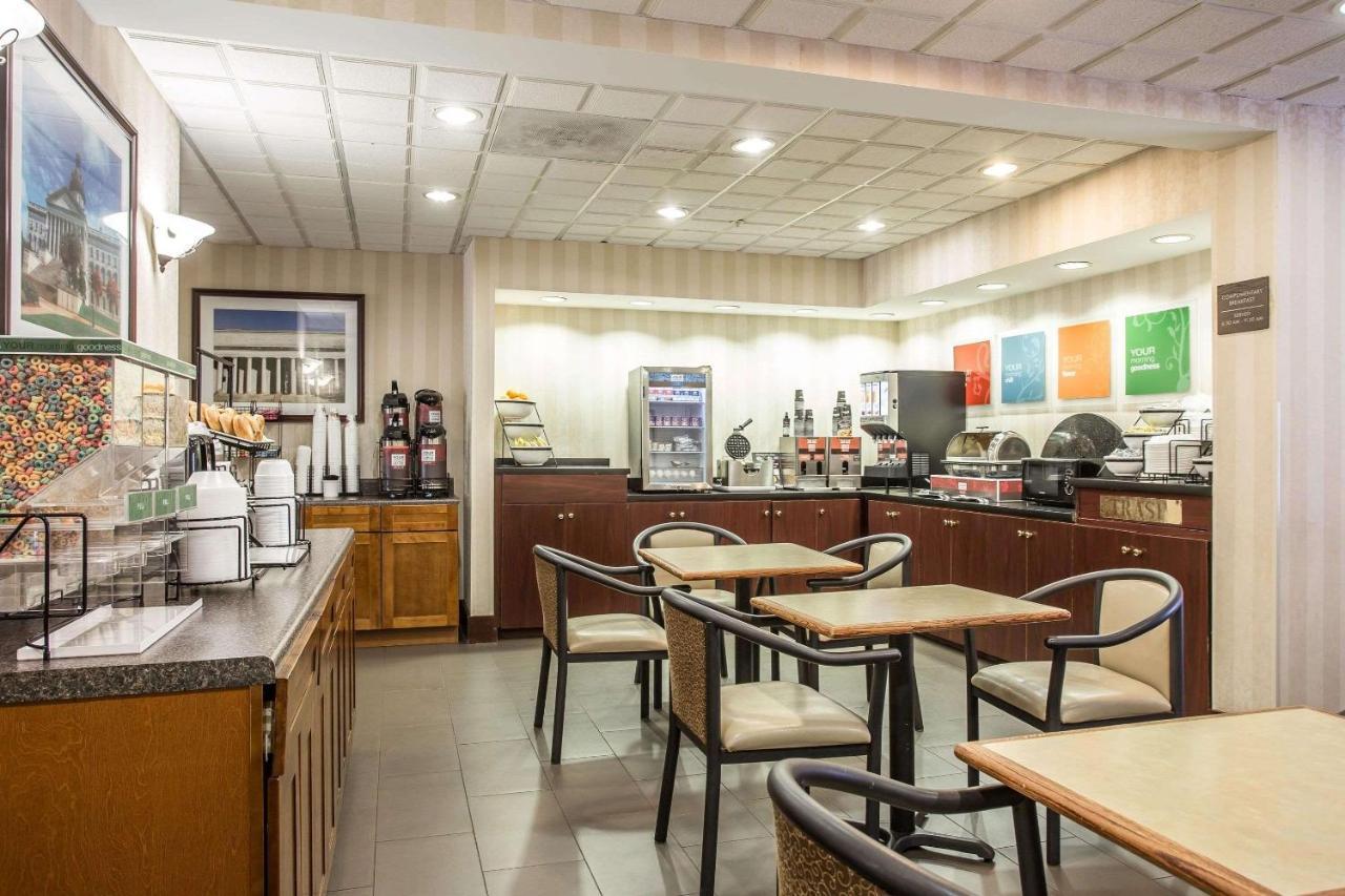 קולומביה Comfort Inn & Suites Ftjackson Maingate מראה חיצוני תמונה