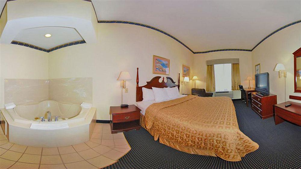 קולומביה Comfort Inn & Suites Ftjackson Maingate מראה חיצוני תמונה